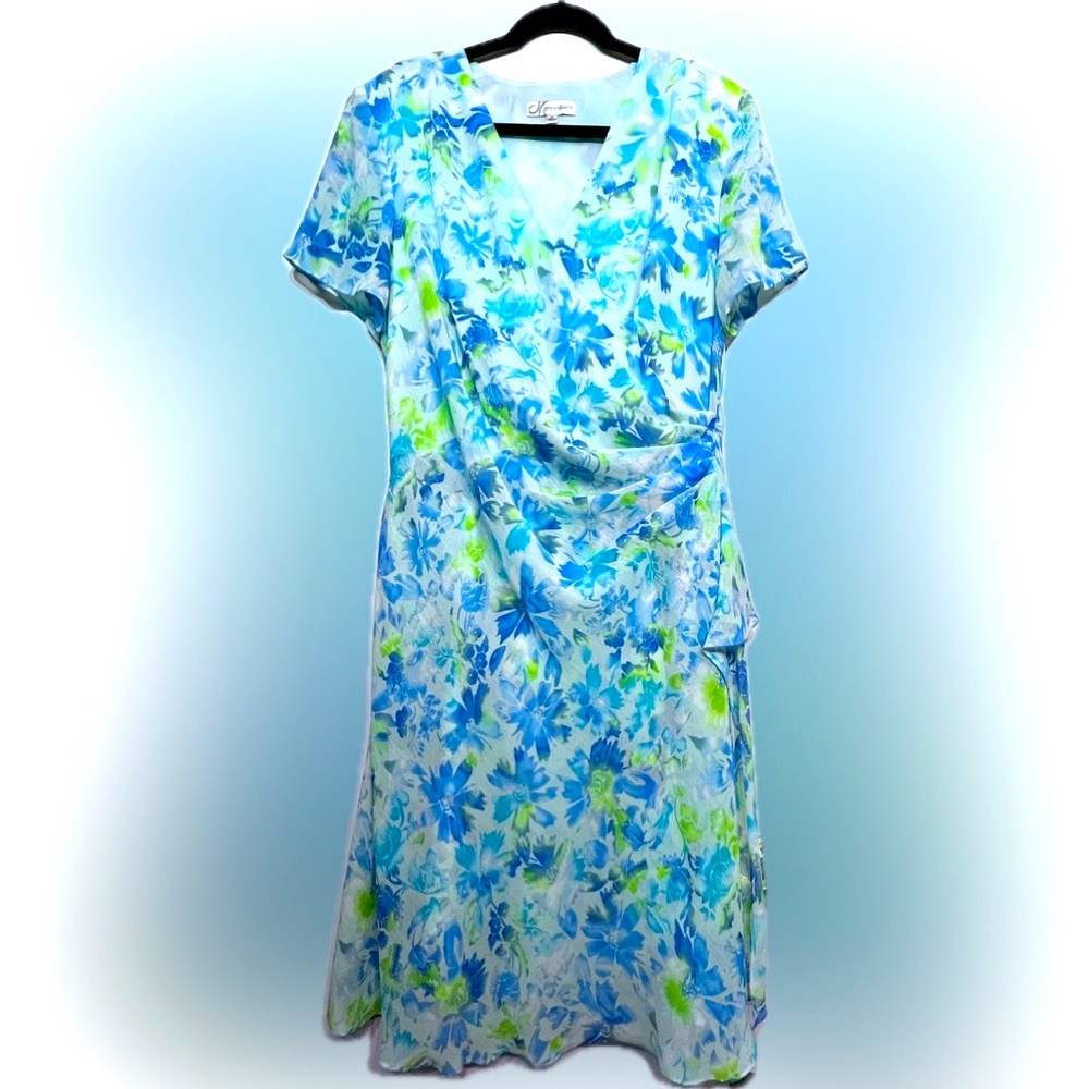 DRESS BARN Blue Floral Chiffon dress with underskirt, size 18, EUC